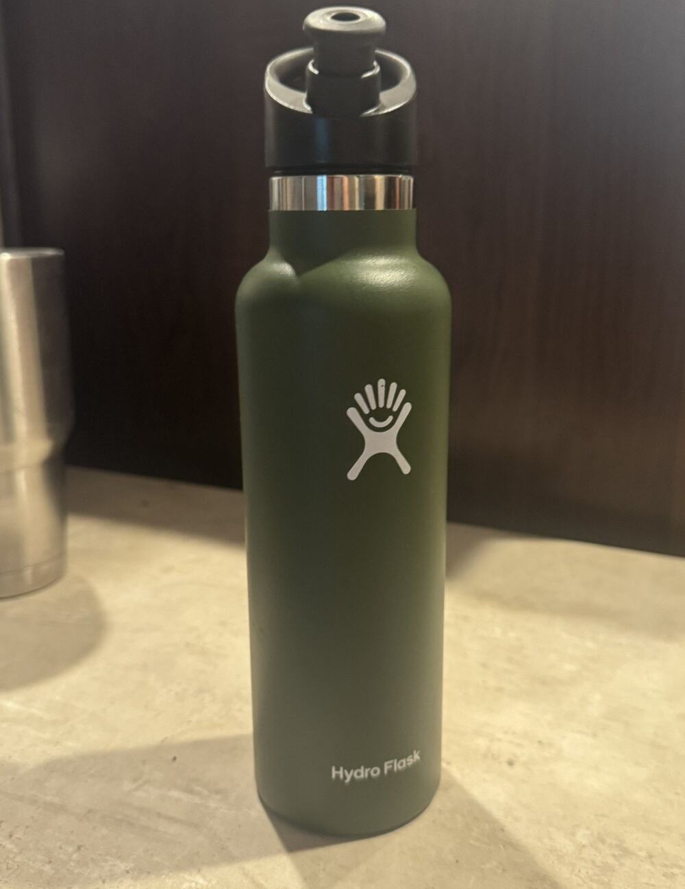 Hydro Flask 21 Oz Standard Mouth Water Bottle Sport Cap Olive Green
